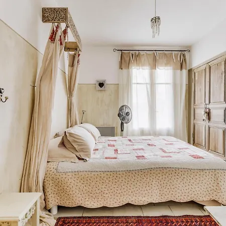 Sleeps 12 Pool Wifi